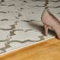 Preview: rosa Pump auf Designteppich in creme und taupe von Heineking24